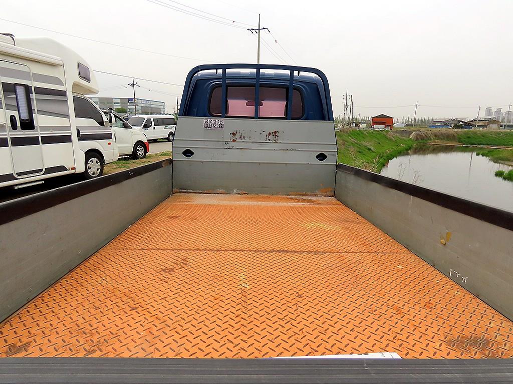 Small Truck Cargo (small) - Vista 4