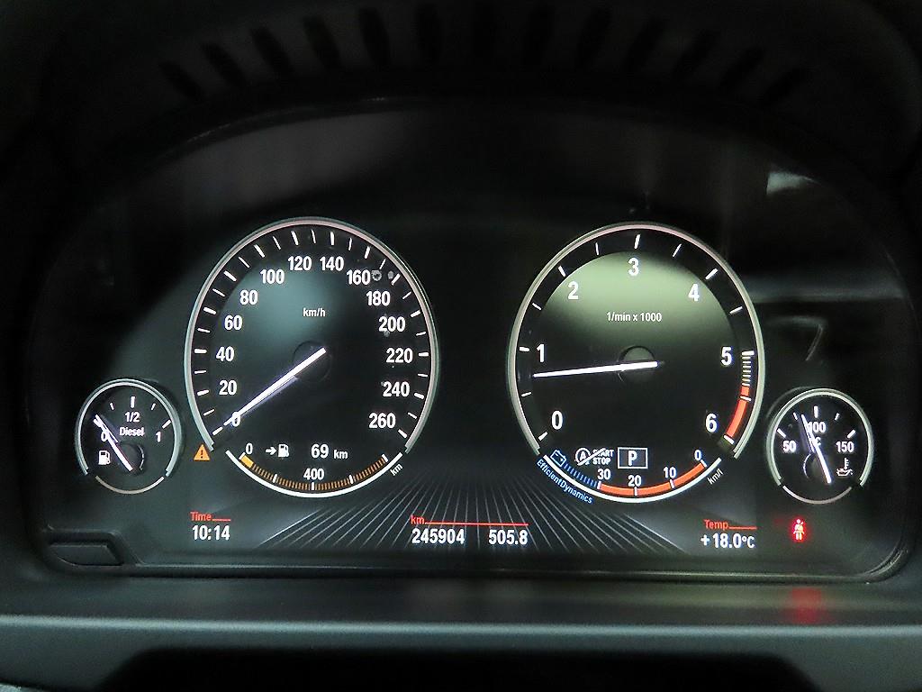 BMW X6 - Vista 6