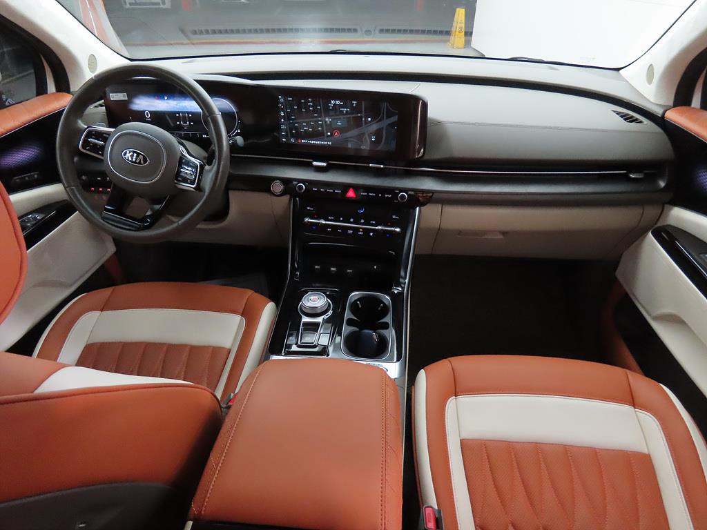 KIA Carnival - Vista 5