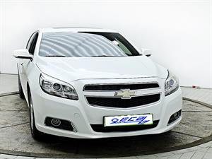 Chevrolet Malibu - Vista 2