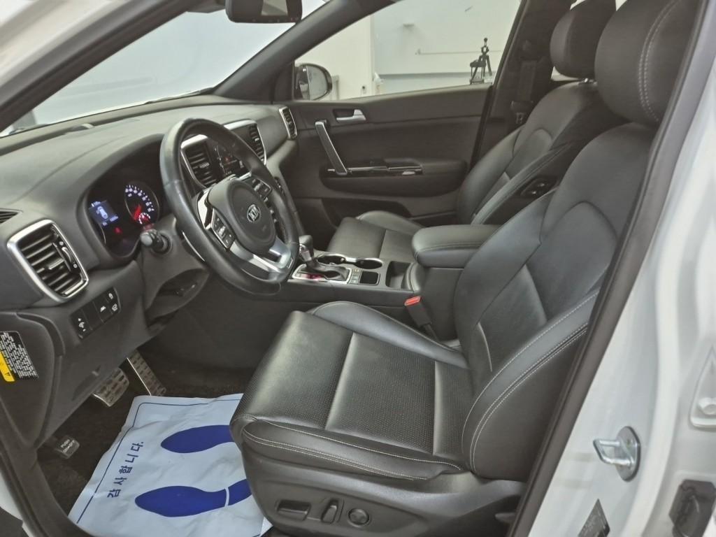 KIA Sportage - Vista 11