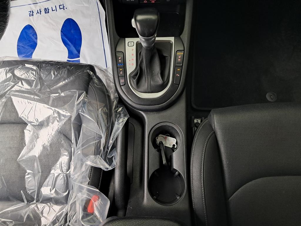 KIA K3 2019 Blanco - Importación desde Corea - HF Imports Iquique - Foto 14