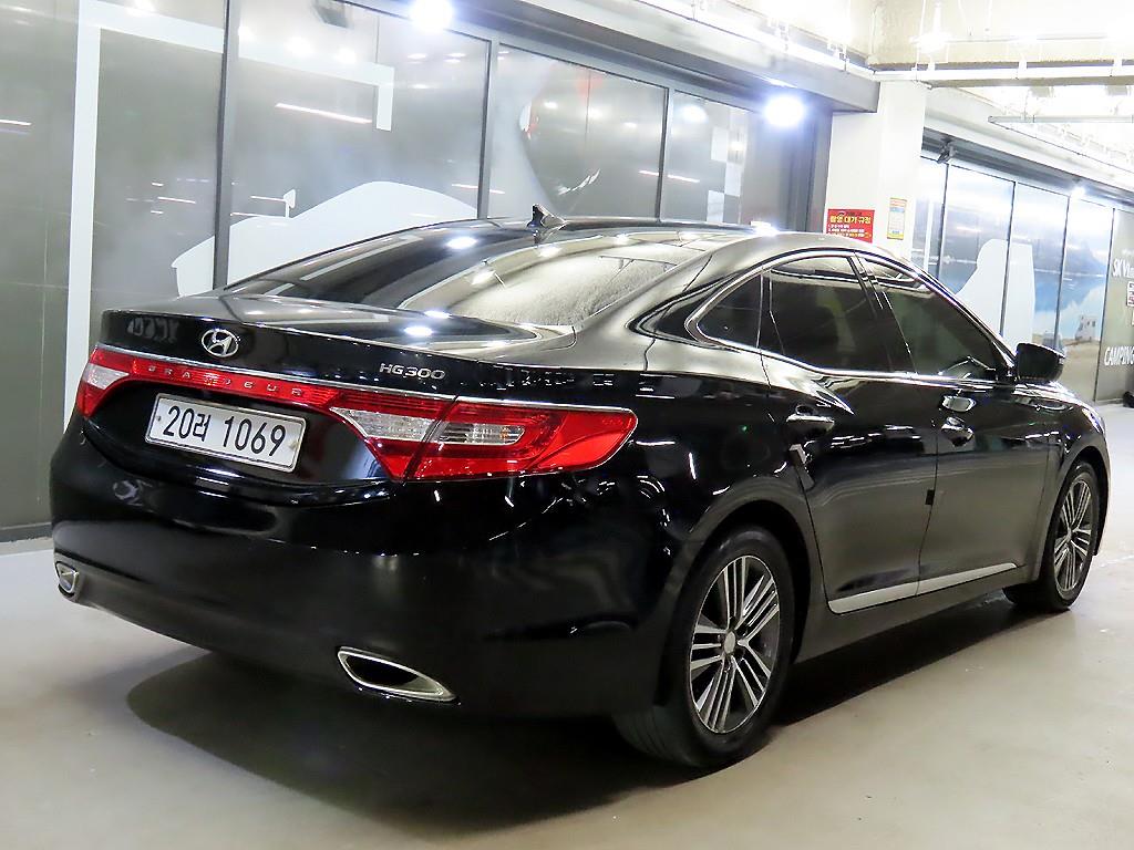 HYUNDAI Grandeur - Vista 4
