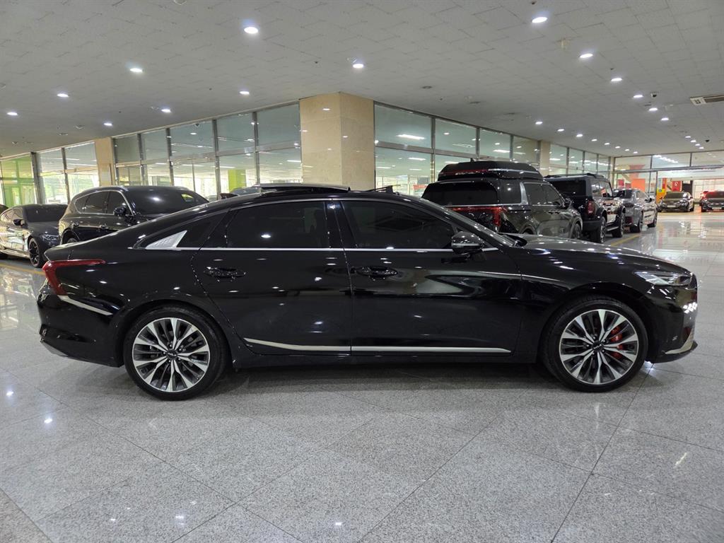 KIA K8 - Vista 5