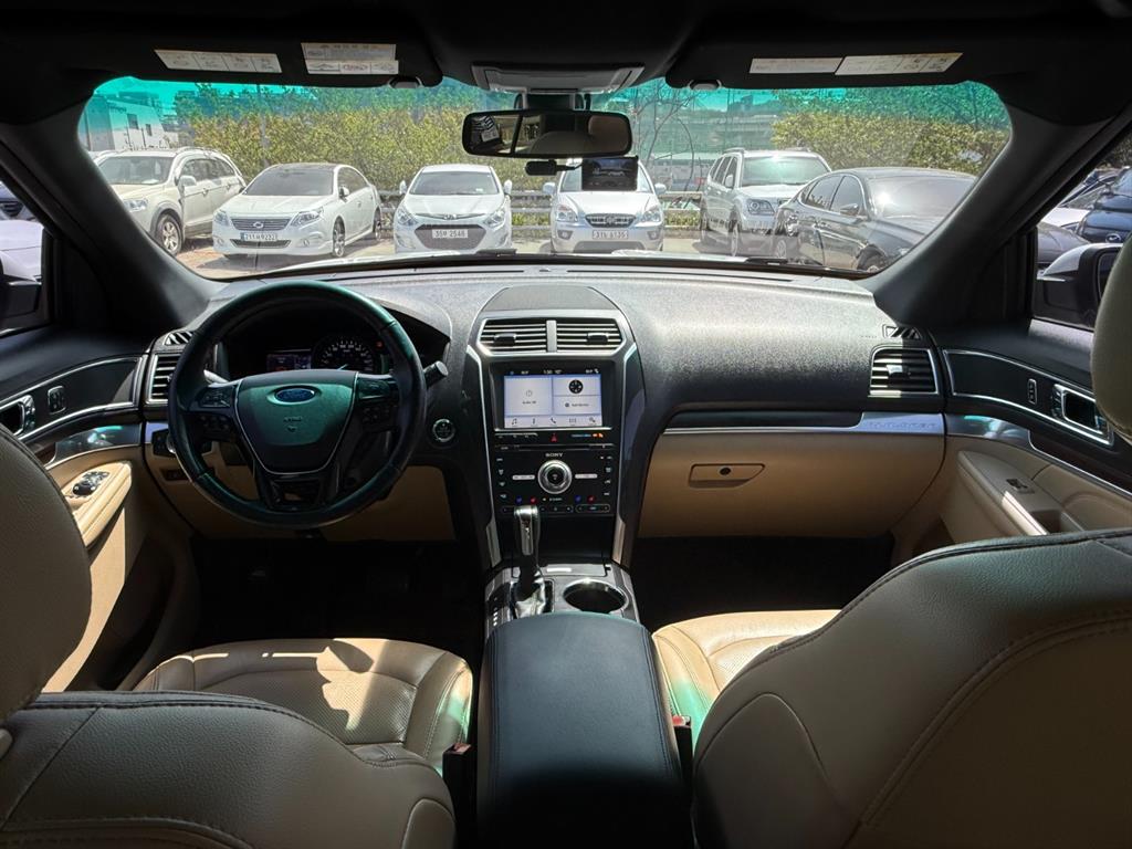 Ford Explorer - Vista 7