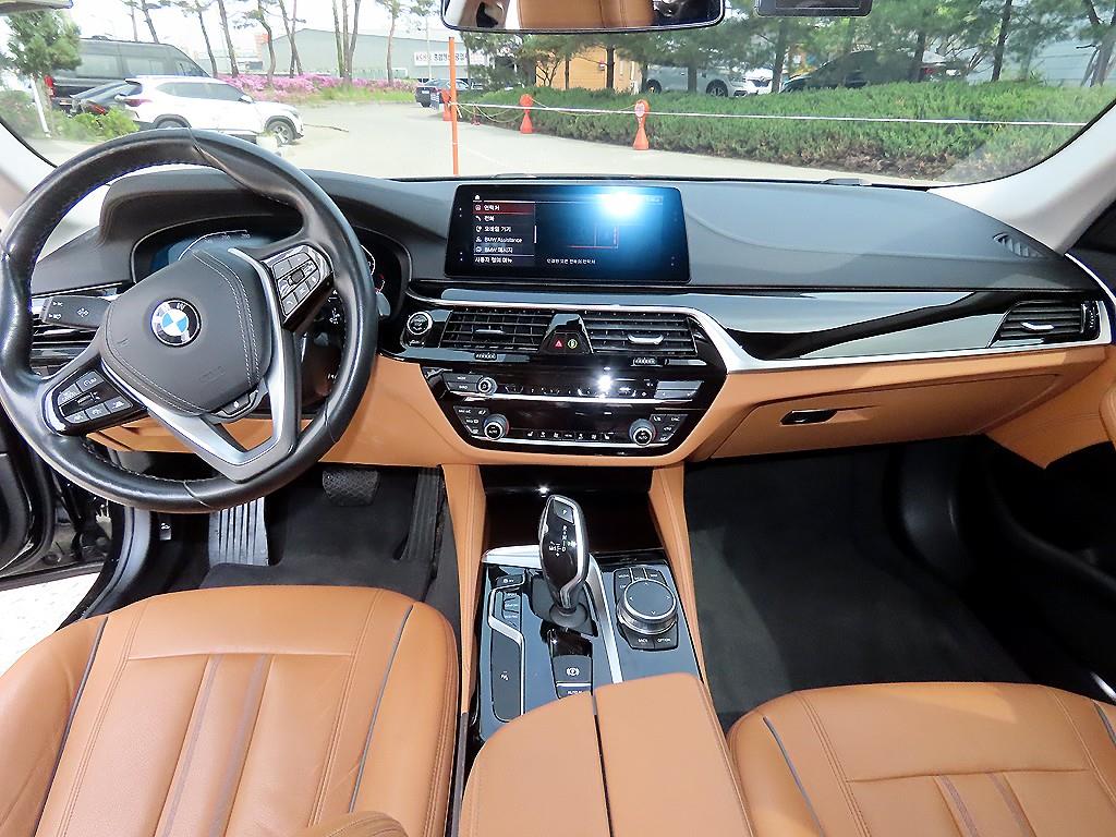 BMW 5 Series - Vista 7