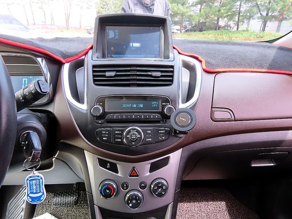 Chevrolet Trax 2016 Café - Importación desde Corea - HF Imports Iquique - Foto 13