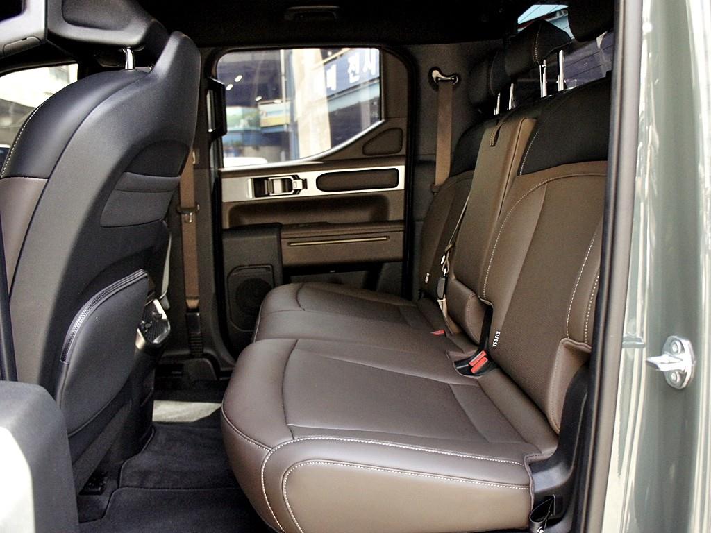 KIA Tasman - Vista 11