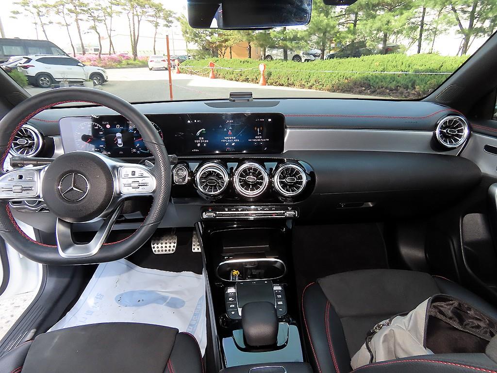 Mercedes Benz CLA Class - Vista 7