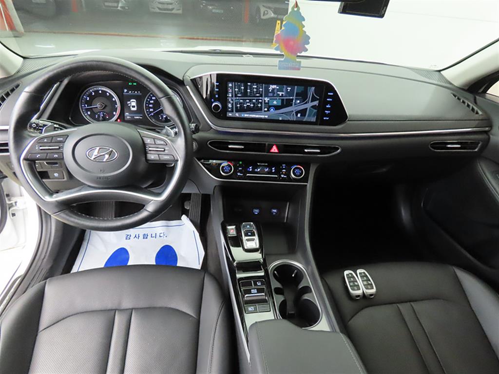 HYUNDAI Sonata - Vista 7