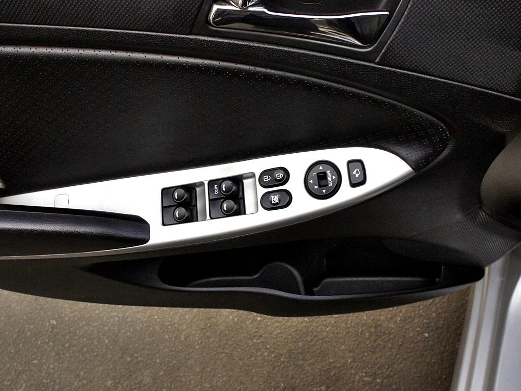 HYUNDAI Accent 2014 Gris - Importación desde Corea - HF Imports Iquique - Foto 13