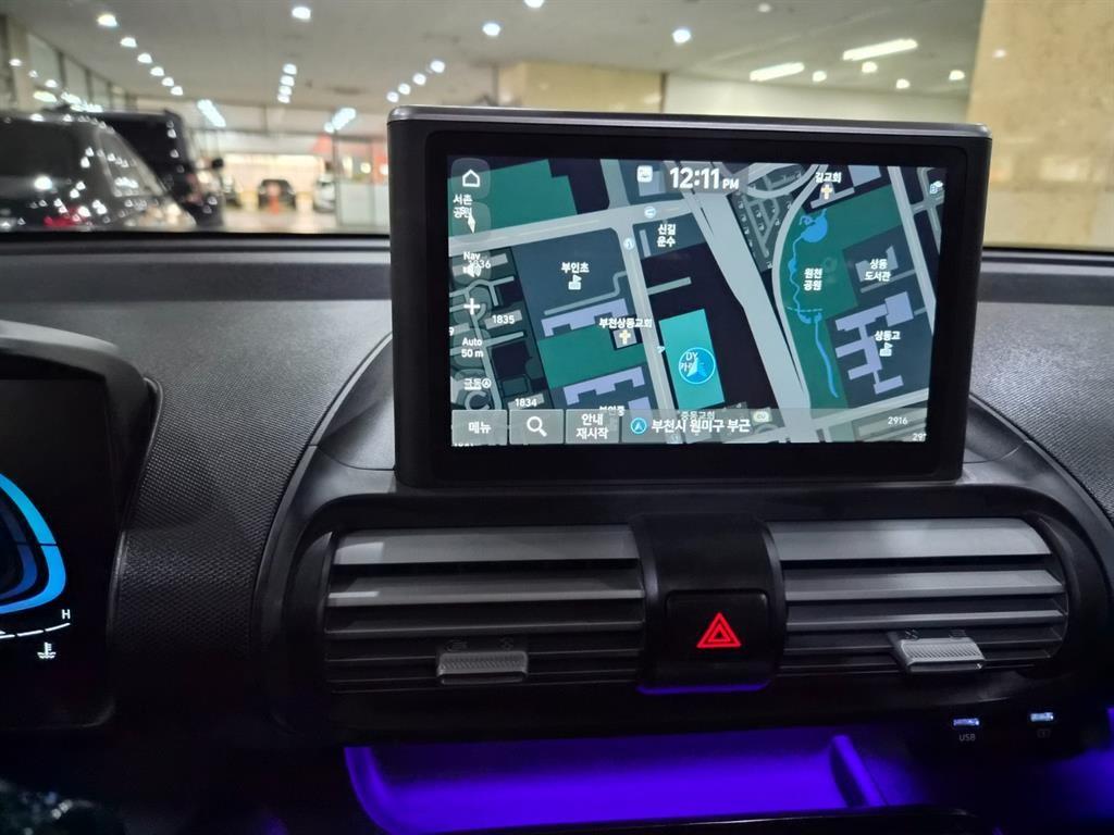 HYUNDAI Casper - Vista 10