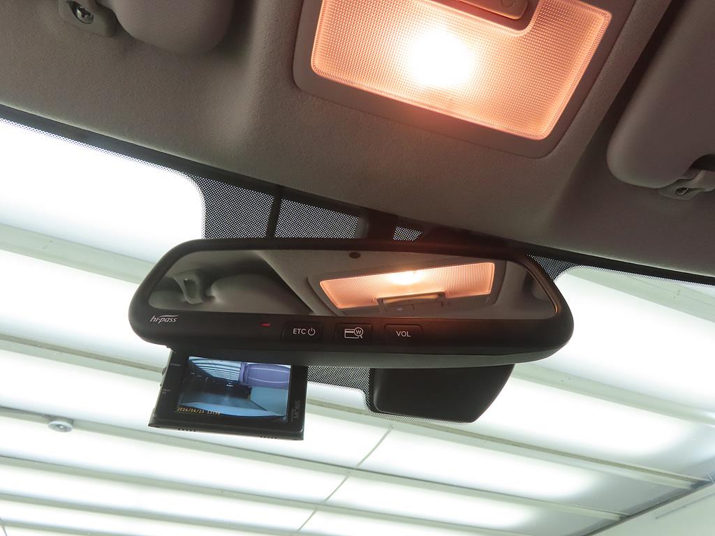 HYUNDAI Venue - Vista 12