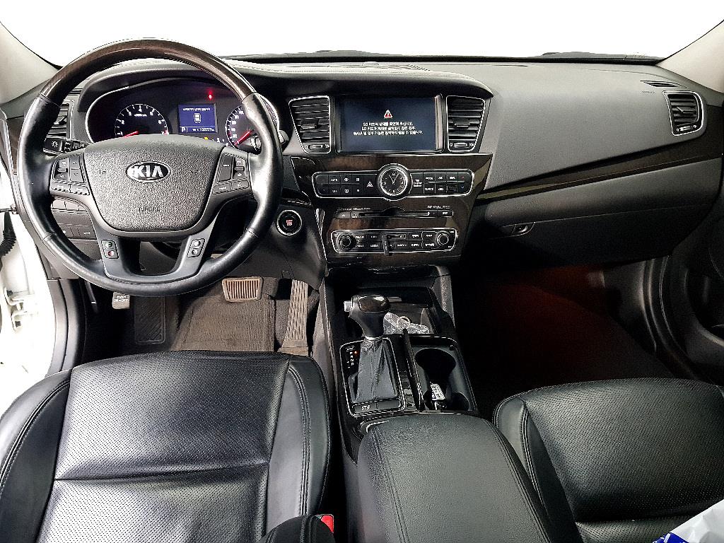 KIA K7 - Vista 5