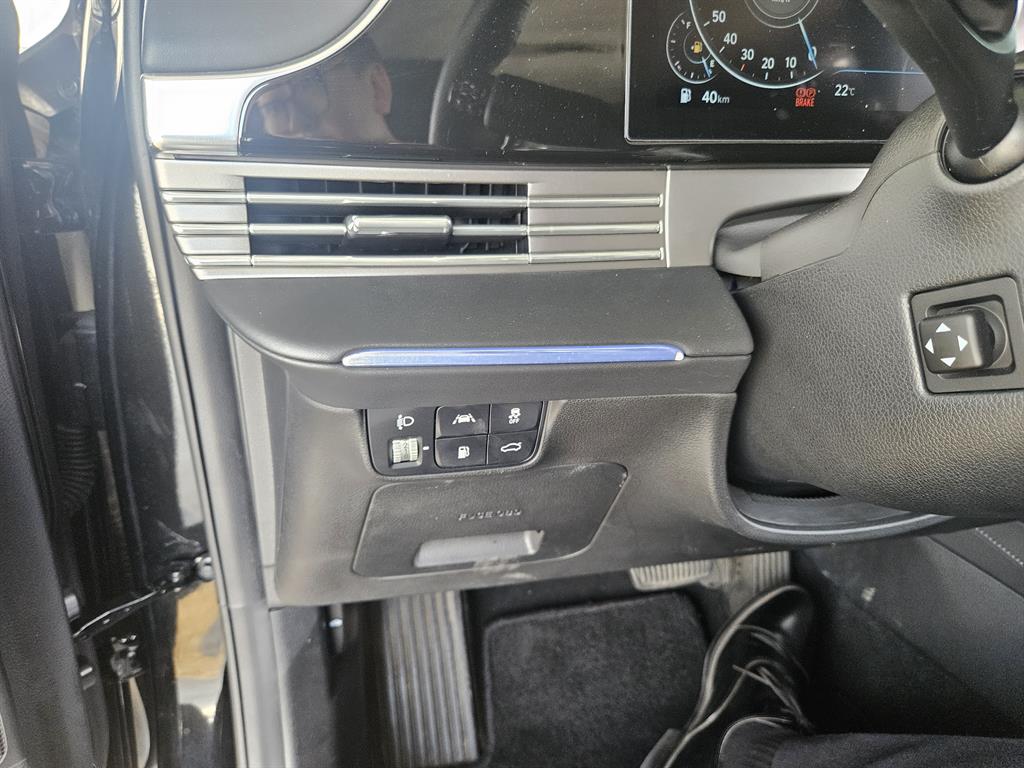 HYUNDAI Grandeur - Vista 5