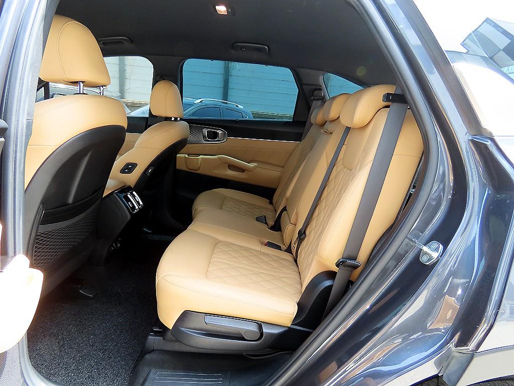 KIA Sorento - Vista 6