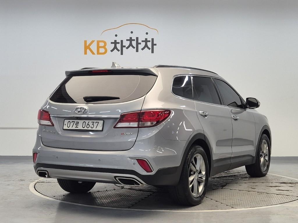 HYUNDAI Maxcruz - Vista 3