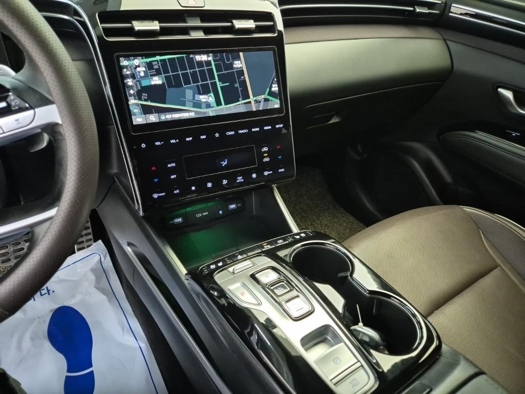 HYUNDAI Tucson - Vista 10