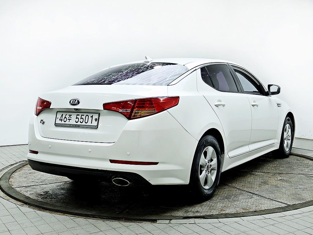 KIA K5 - Vista 7