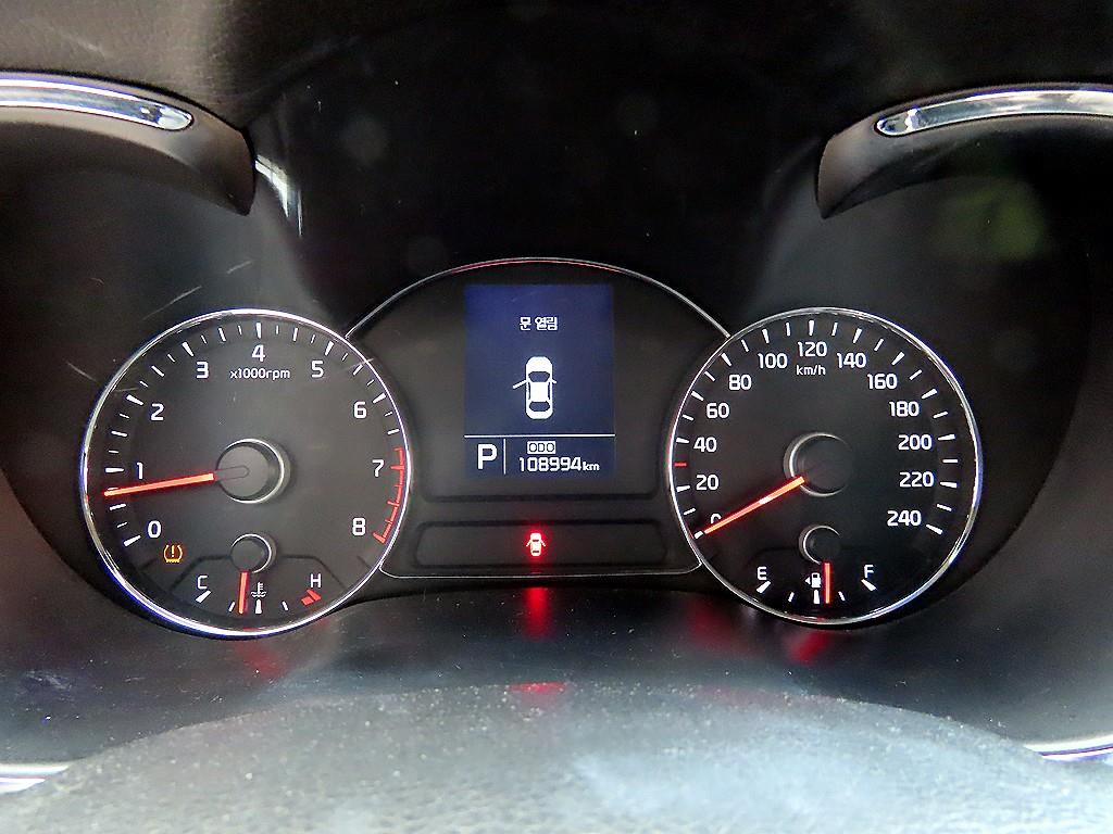 KIA K3 - Vista 9