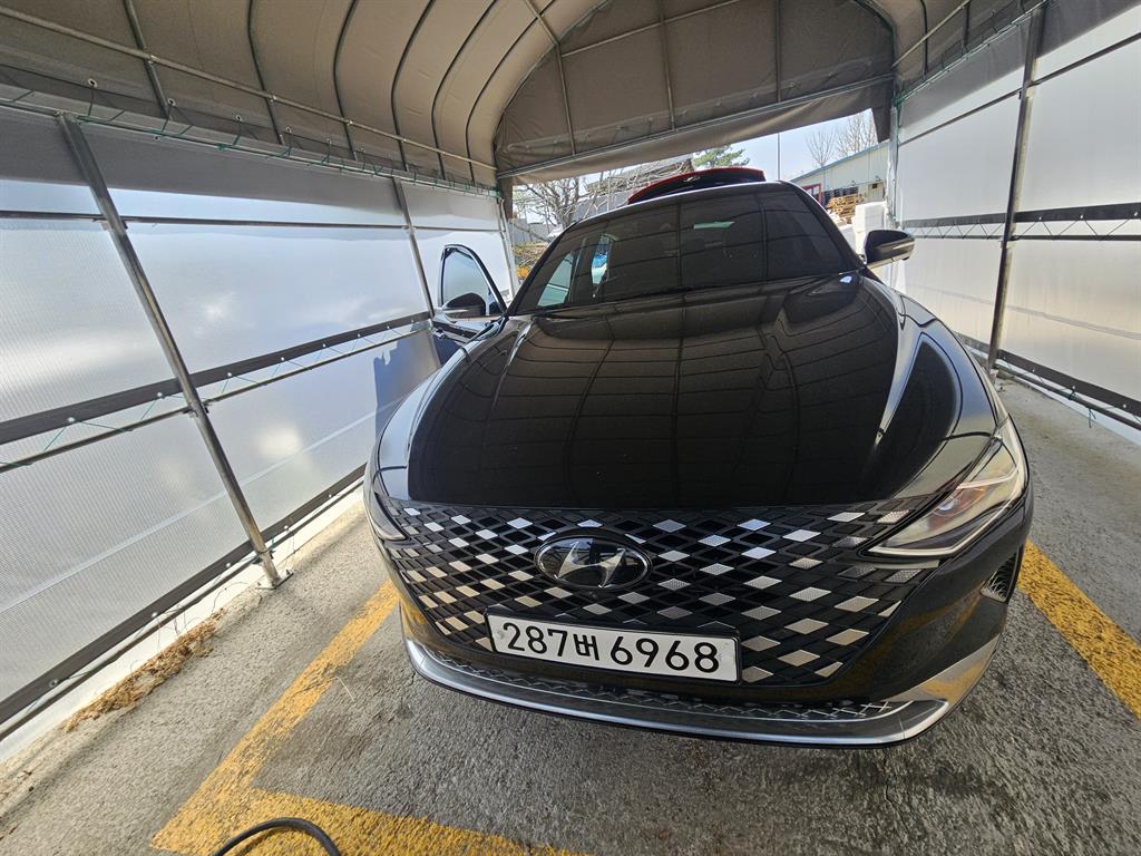 HYUNDAI Grandeur 2021 Negro - Importación desde Corea - HF Imports Iquique - Foto 1
