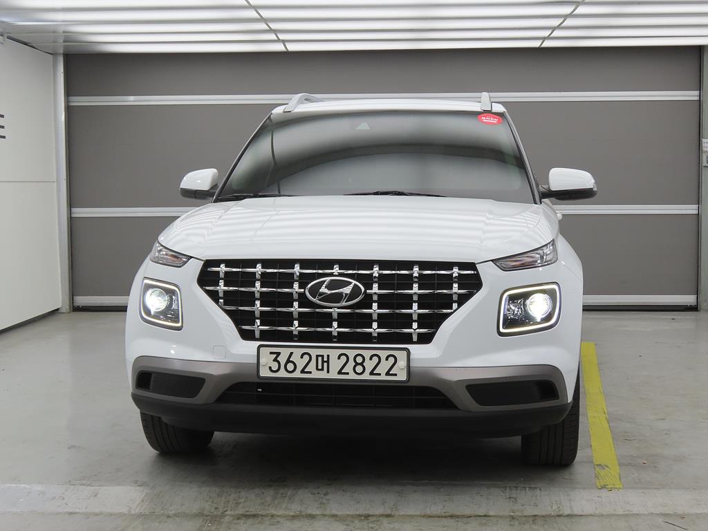 HYUNDAI Venue - Vista 2