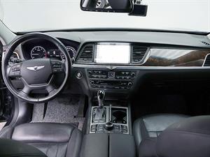 HYUNDAI Genesis - Vista 10