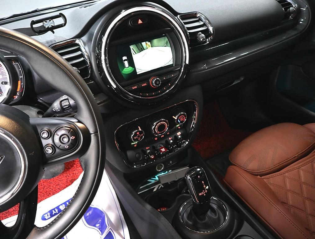 Mini Clubman - Vista 11