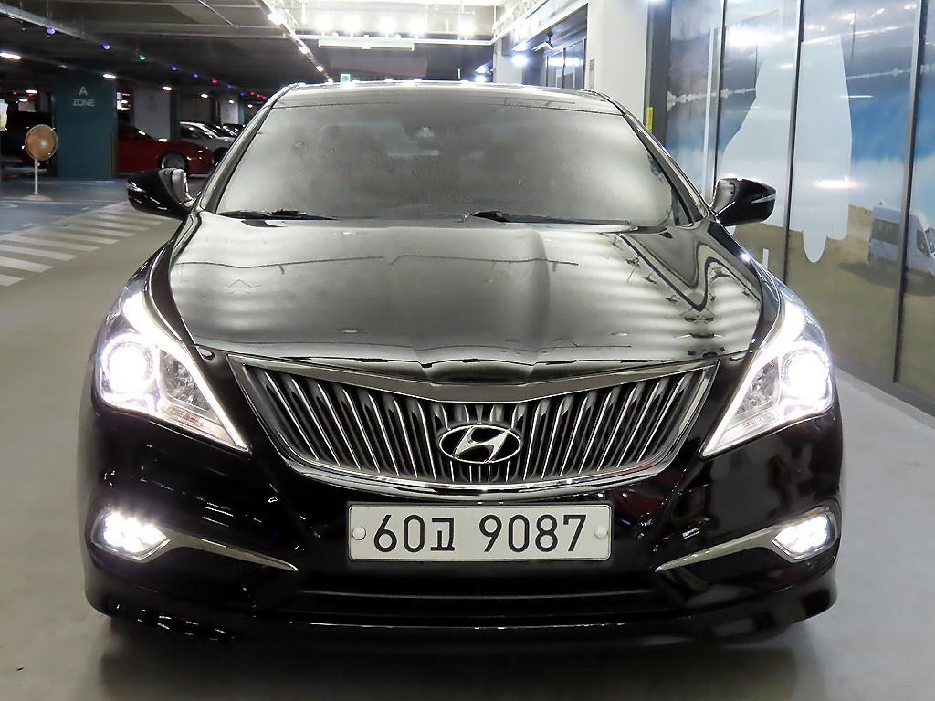 HYUNDAI Grandeur - Vista 2