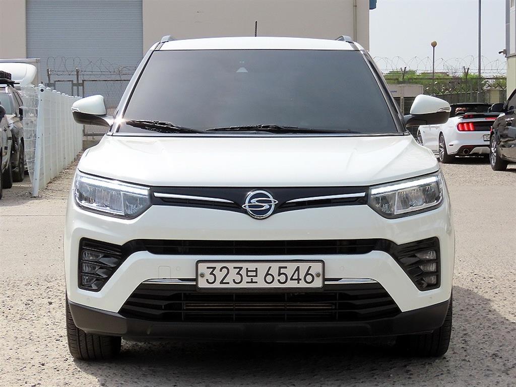 Ssangyong Tivoli 2021 Blanco - Importación desde Corea - HF Imports Iquique - Foto 1