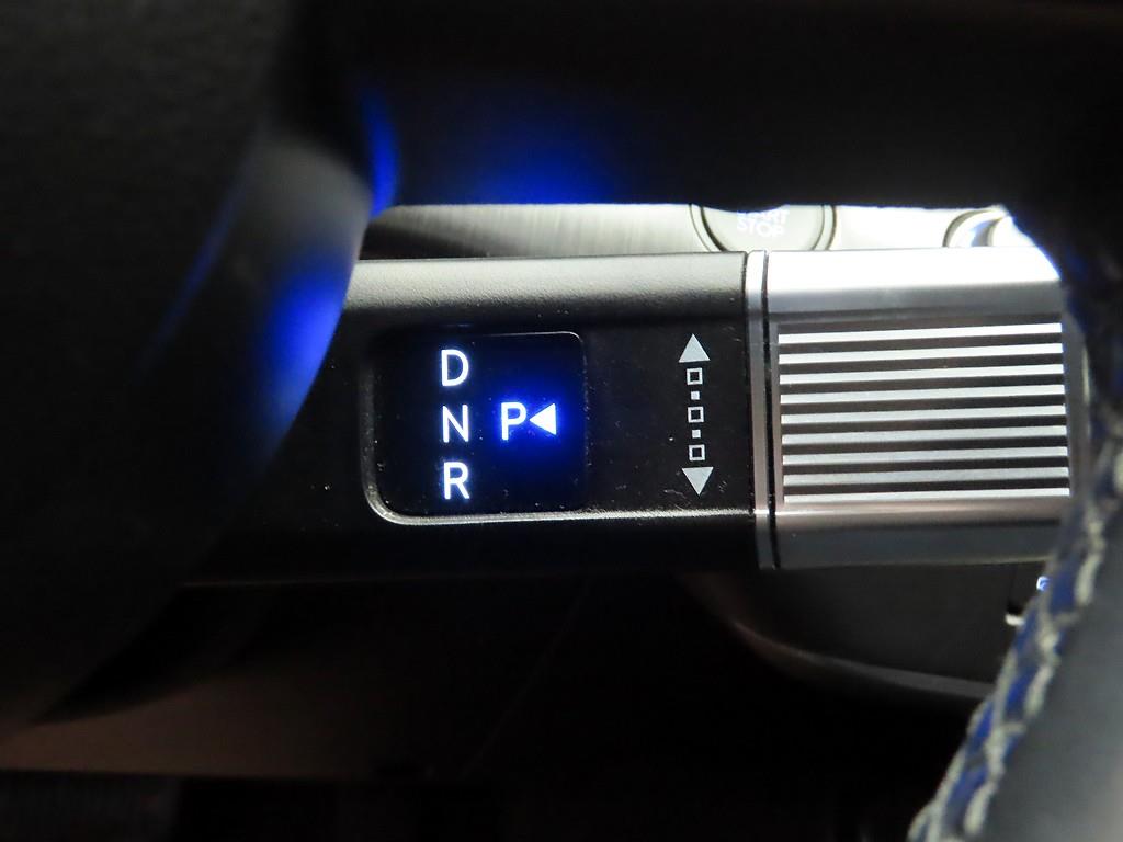 HYUNDAI Kona - Vista 11