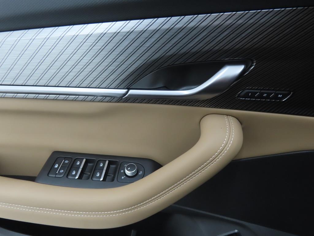 SAMSUNG Grand Koleos - Vista 9