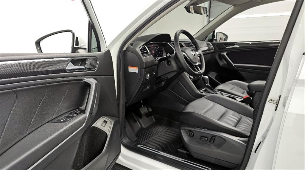 Volkswagen Tiguan - Vista 9