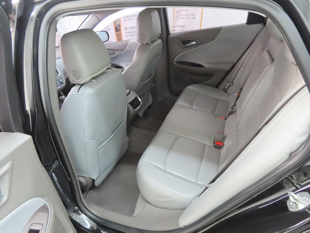 Chevrolet Malibu - Vista 6