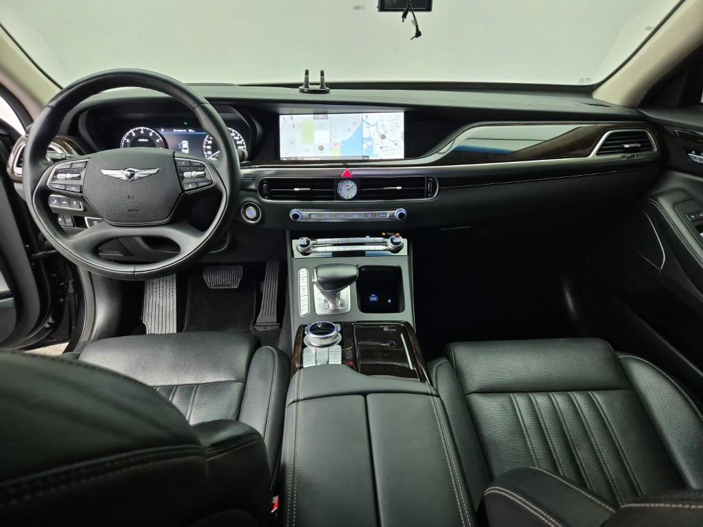 Genesis G90 - Vista 5