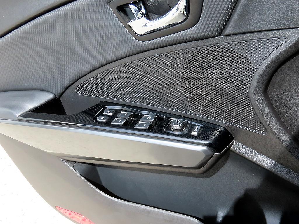 Ssangyong Tivoli - Vista 11