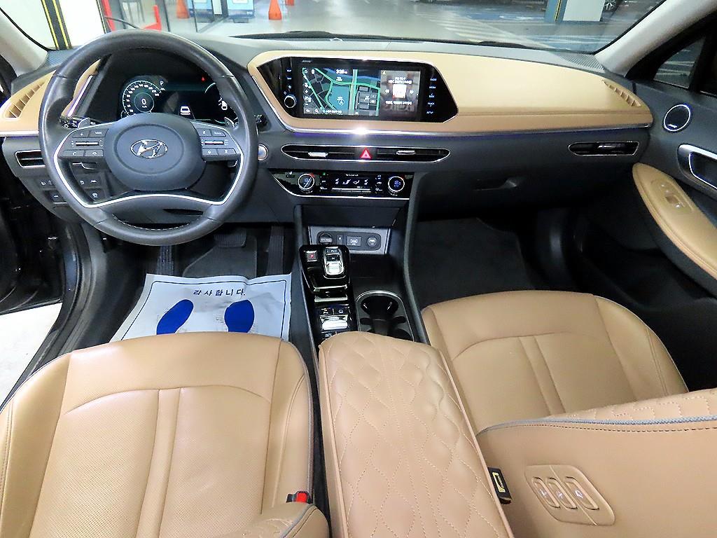HYUNDAI Sonata - Vista 10
