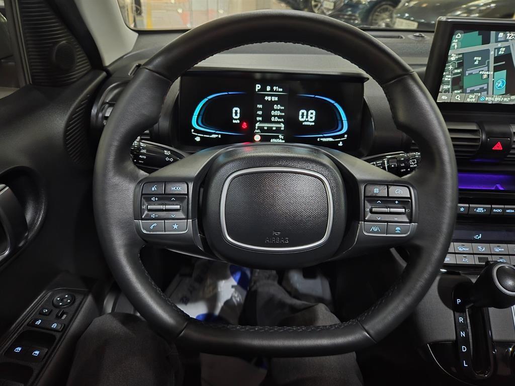 HYUNDAI Casper - Vista 8