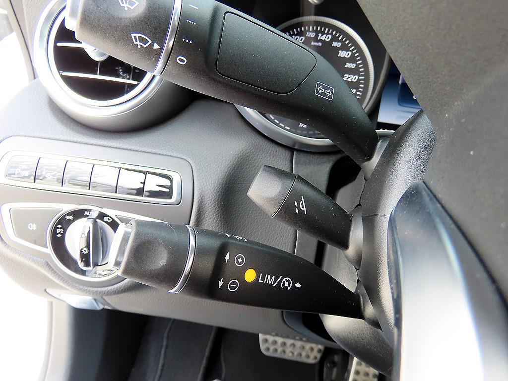 Mercedes Benz C Class - Vista 11