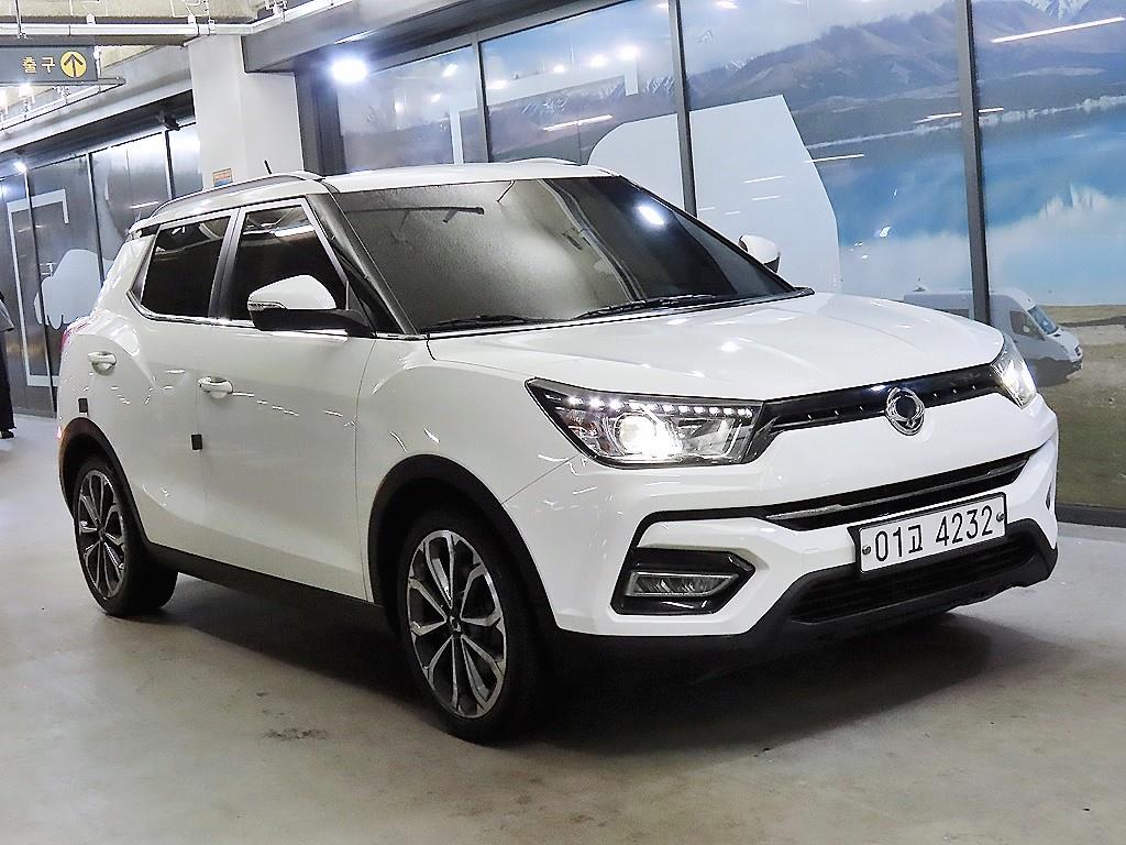 Ssangyong Tivoli 2018 Blanco - Importación desde Corea - HF Imports Iquique - Foto 1