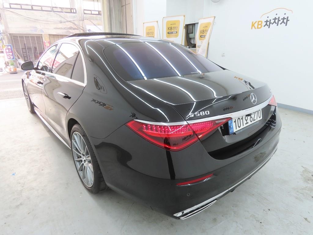 Mercedes Benz S Class - Vista 4