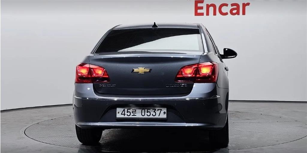 Chevrolet Cruise - Vista 4