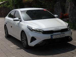 KIA K3 - Vista 4