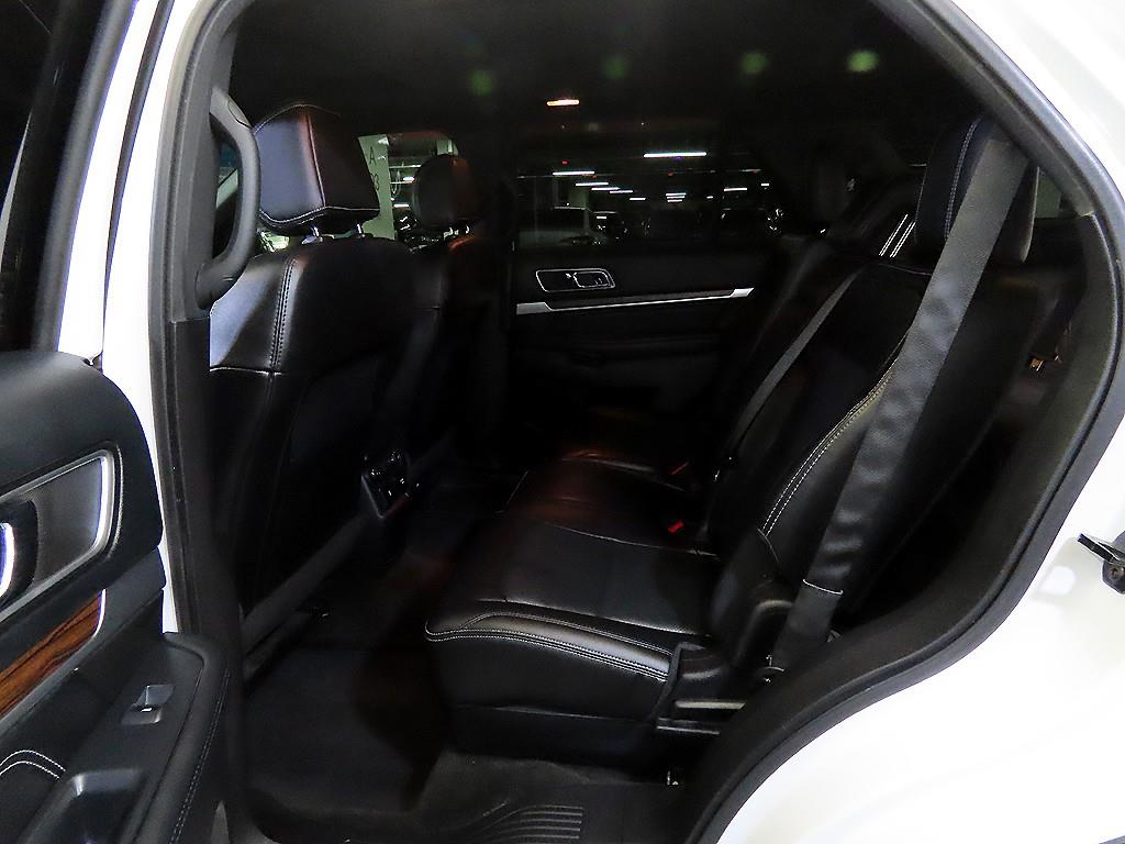 Ford Explorer - Vista 7