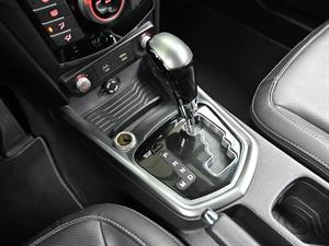 Ssangyong Tivoli - Vista 12