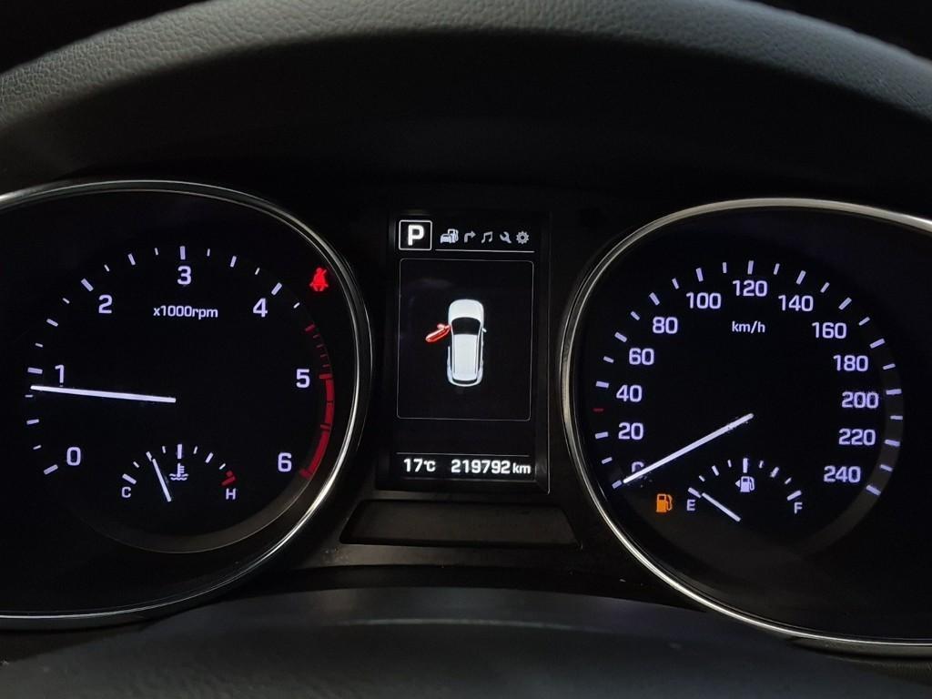 HYUNDAI Maxcruz - Vista 6