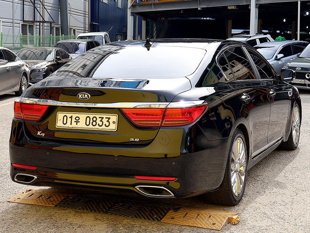 KIA K9 - Vista 7