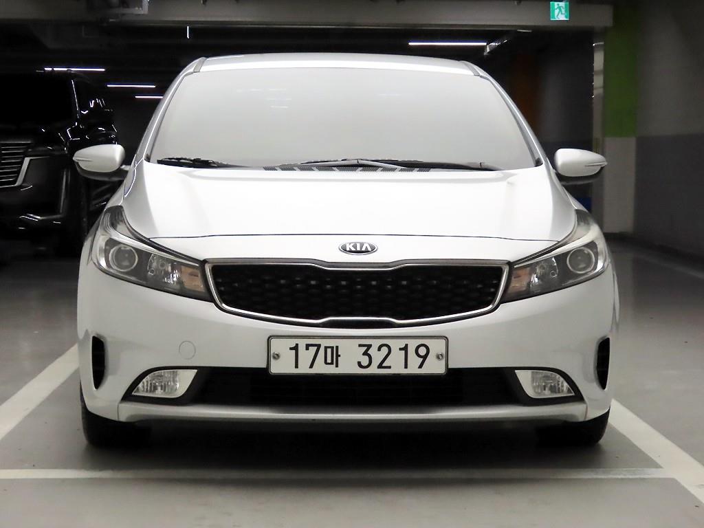 KIA K3 2017 - Importación desde Corea - HF Imports Iquique - Foto 1