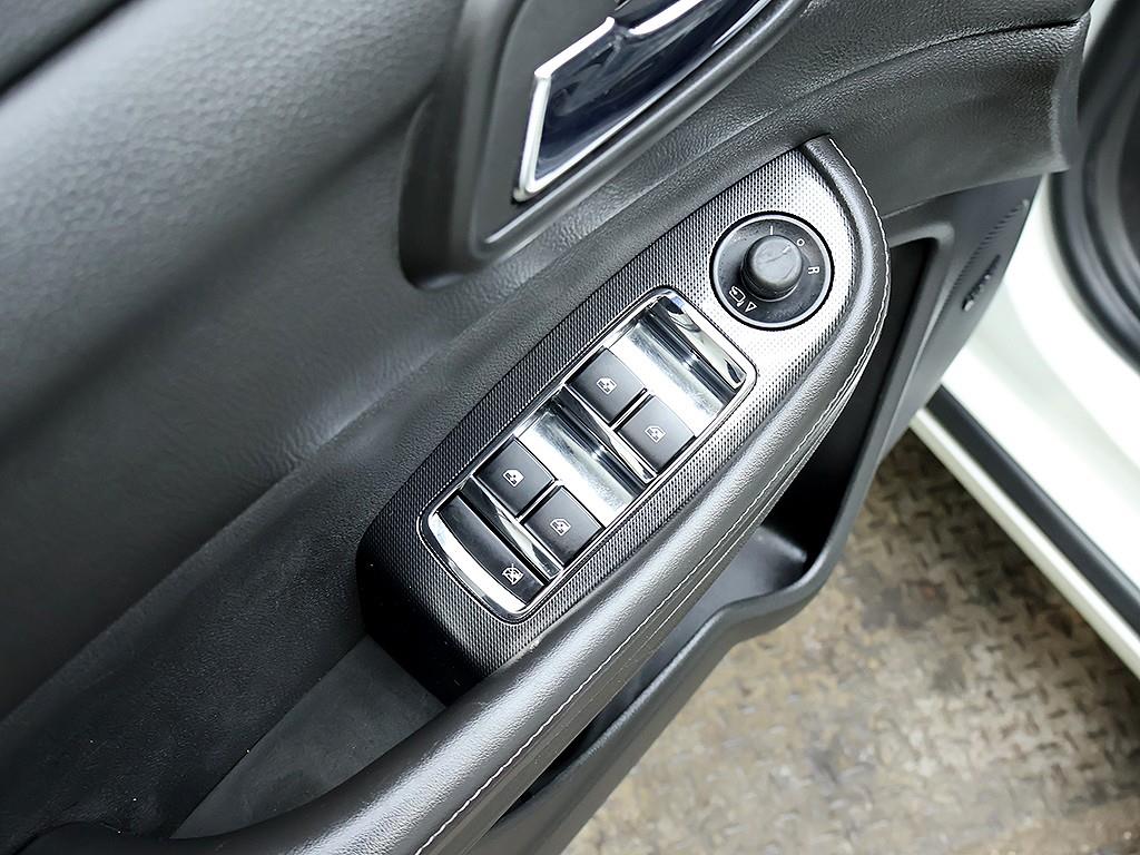 Chevrolet Malibu 2015 Blanco - Importación desde Corea - HF Imports Iquique - Foto 13