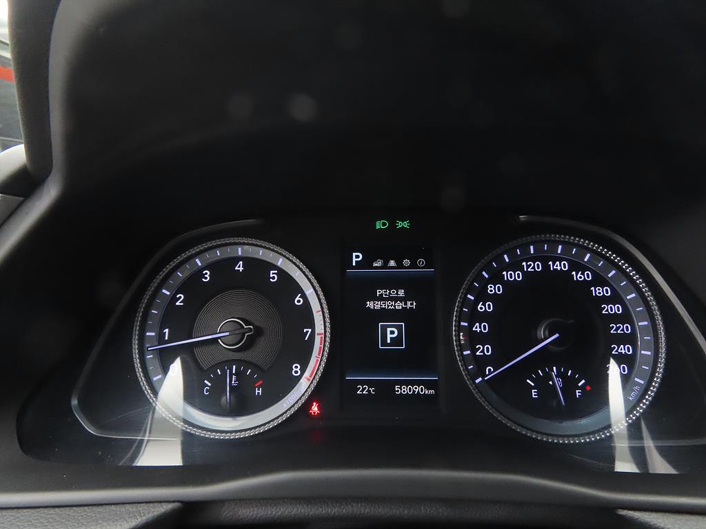 HYUNDAI Sonata - Vista 9